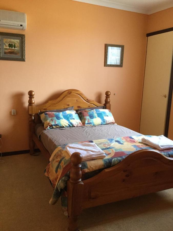 Shark Bay Views B & B Денем Экстерьер фото