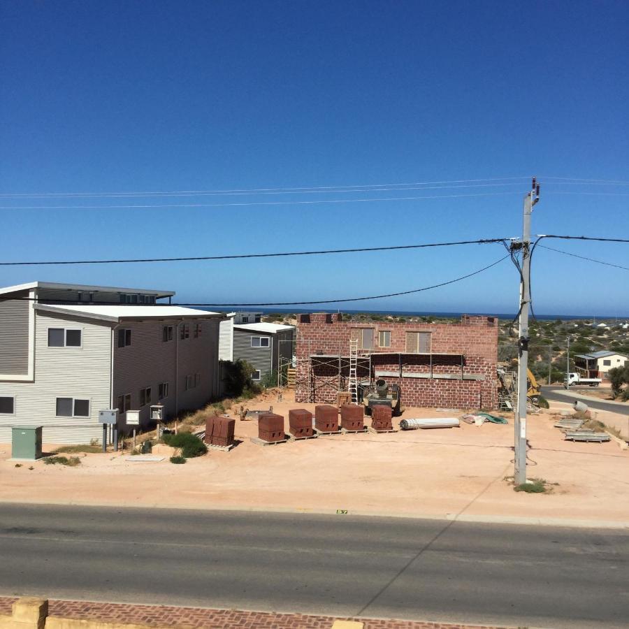 Shark Bay Views B & B Денем Экстерьер фото